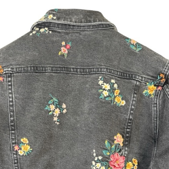DRIFTWOOD Embroidered Spring Trucker Jacket Black Floral Denim Size Large - Picture 12 of 15